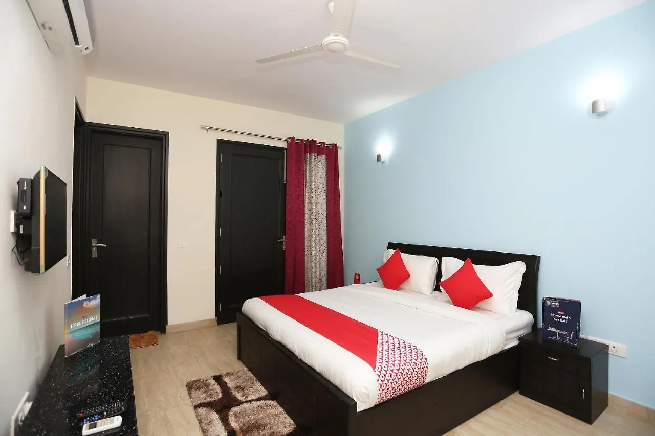 Oyo 27674 Dhairya Residency Gurgaon Indien